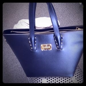 Bebe purse